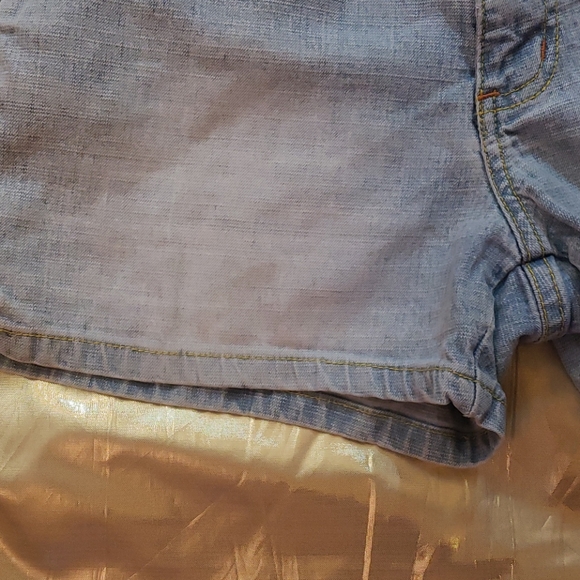 Bailey's Point Girls Jean Shorts Size 12 - Picture 2 of 4